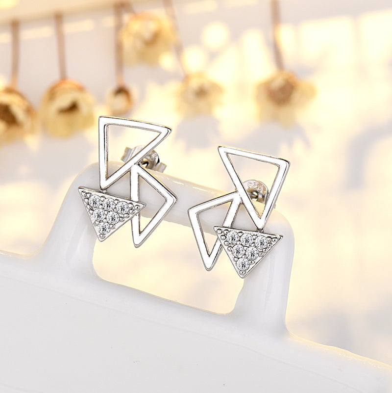 Triangle Overlap Hollow Ear Stud Female Geometry