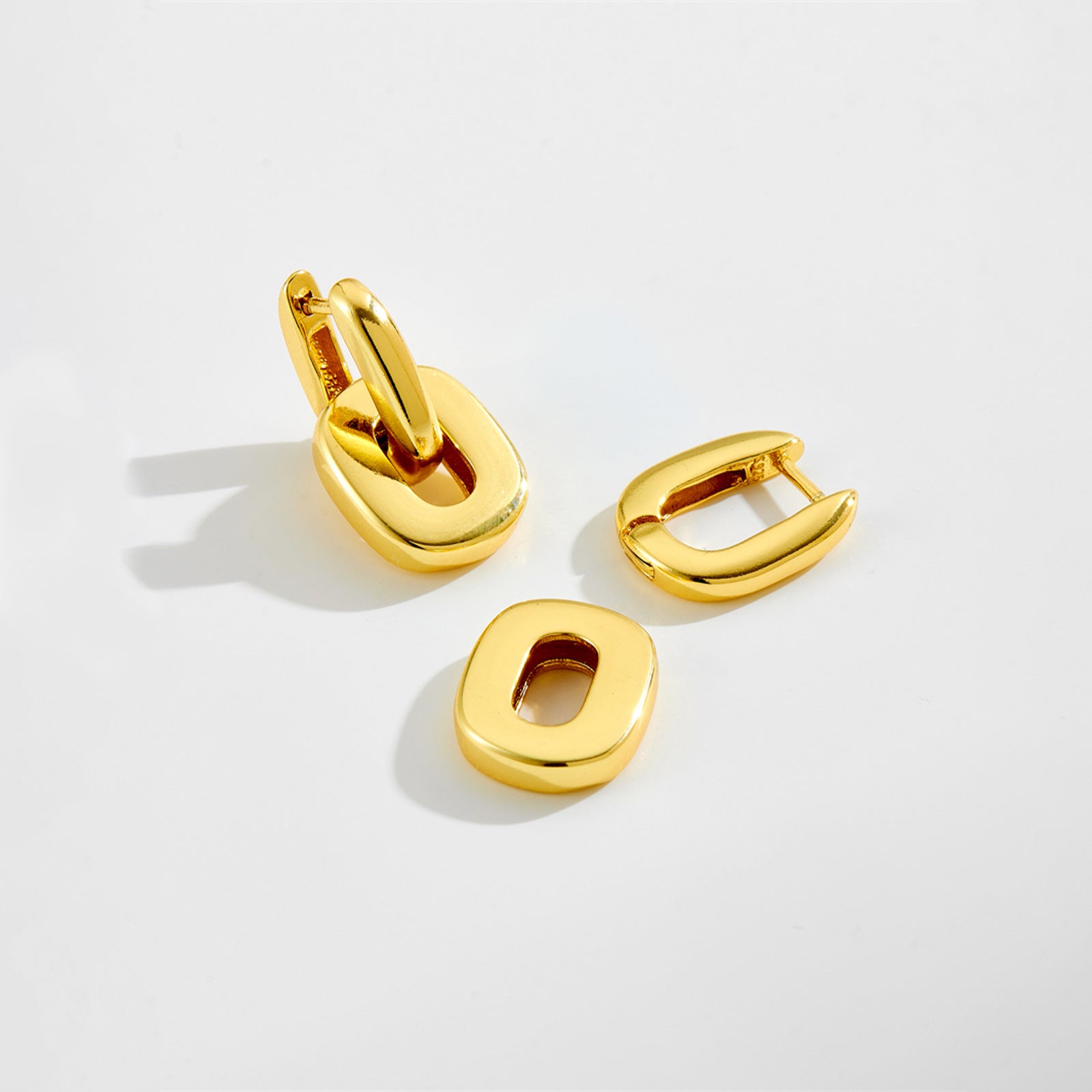 Design Vintage Ring Buckle Earrings