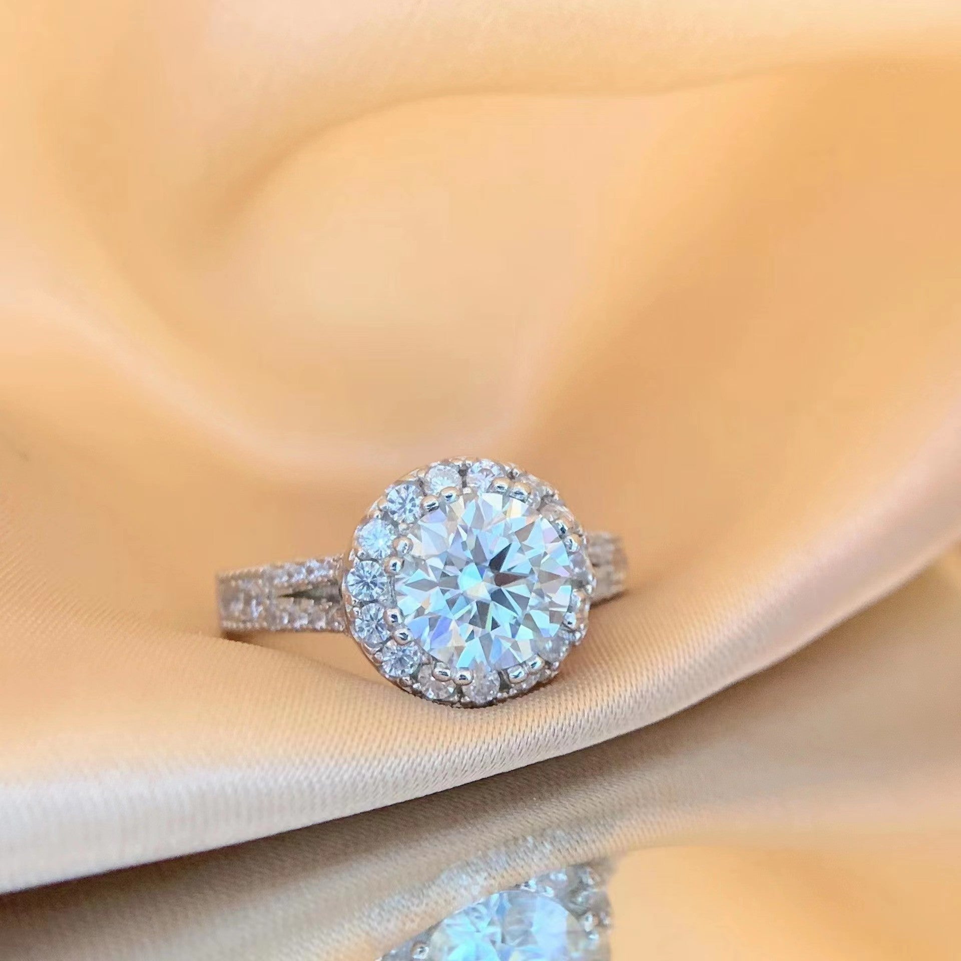 Sterling Silver S925 Moissanite Luxury Y Wall Inlaid Round Bag Ring
